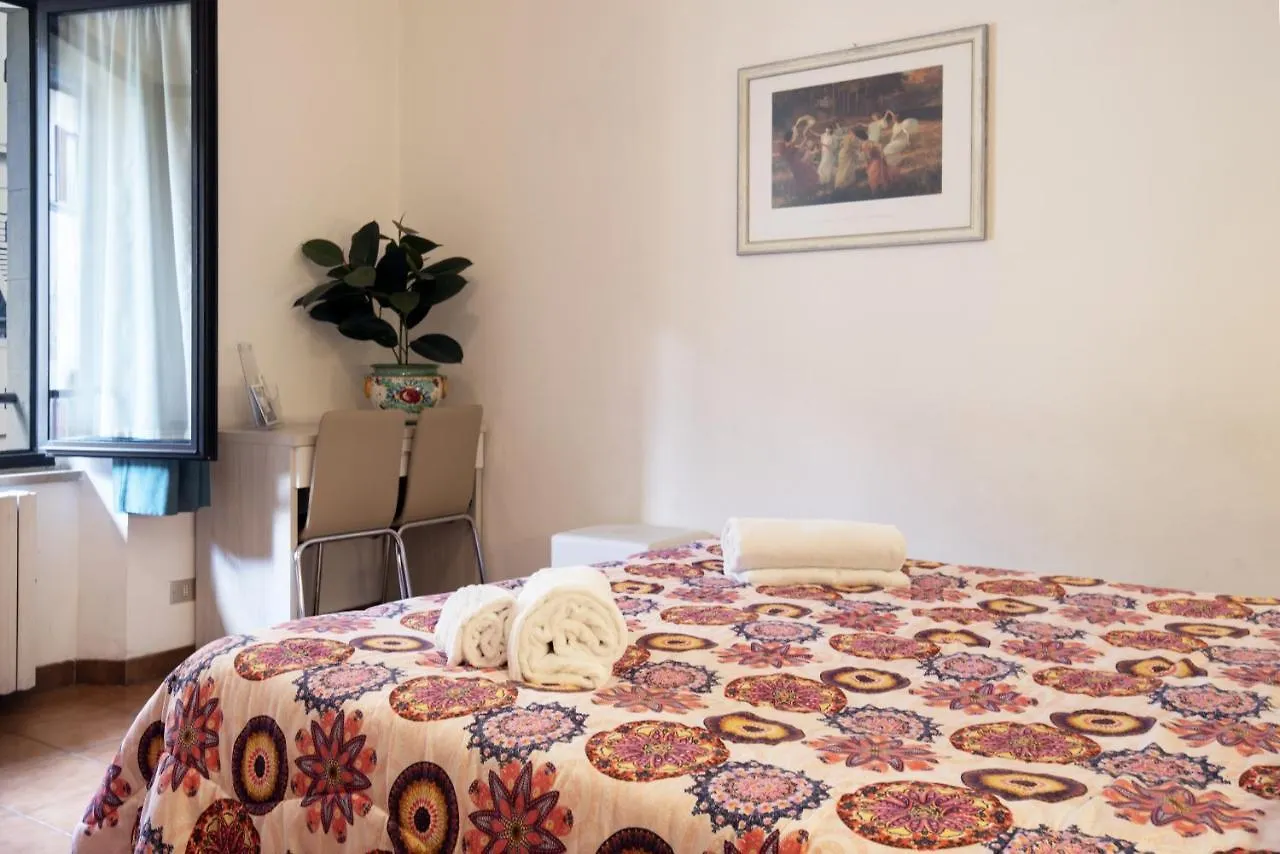 Konukevi Foresteria Valdese Di Firenze